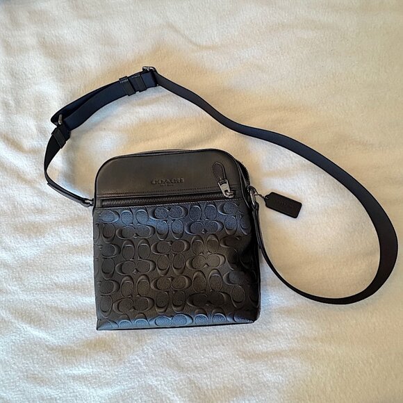 Coach 4009 Men's Houston Messenger Flight Bag Signature Leather Embossed - Picture 1 of 16